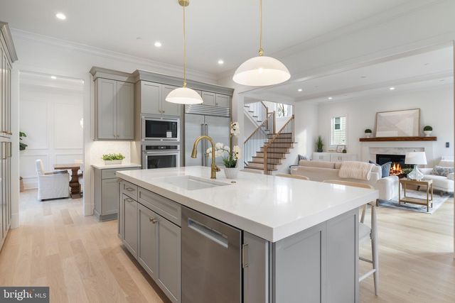 7804 CUSTER RD, Bethesda, MD 20814