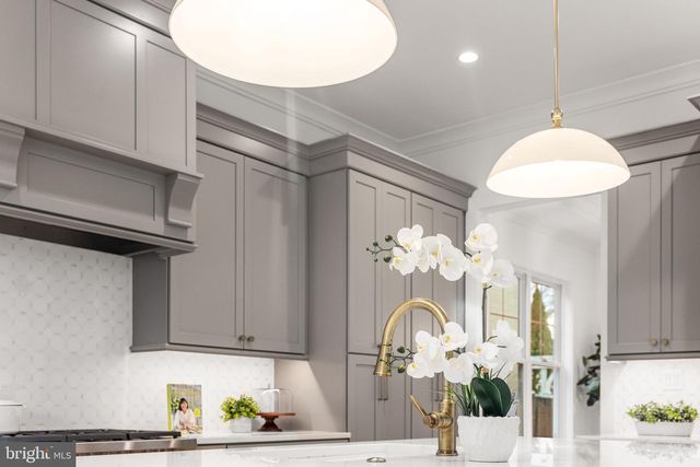 7804 CUSTER RD, Bethesda, MD 20814