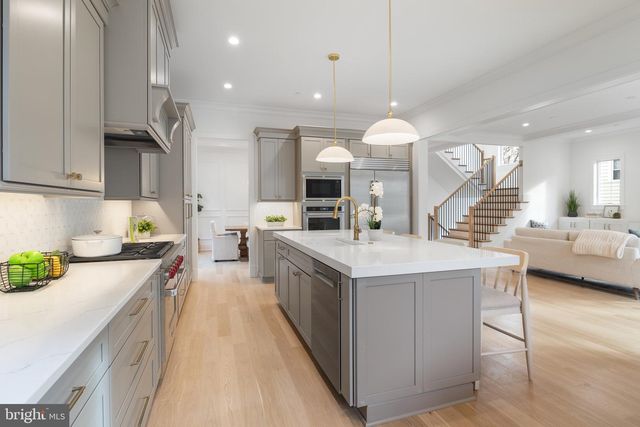 7804 CUSTER RD, Bethesda, MD 20814