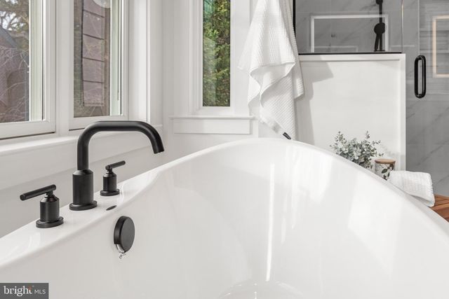 7804 CUSTER RD, Bethesda, MD 20814