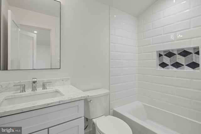 7804 CUSTER RD, Bethesda, MD 20814