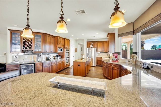 127 Birch Ridge Avenue, Las Vegas, NV 89183