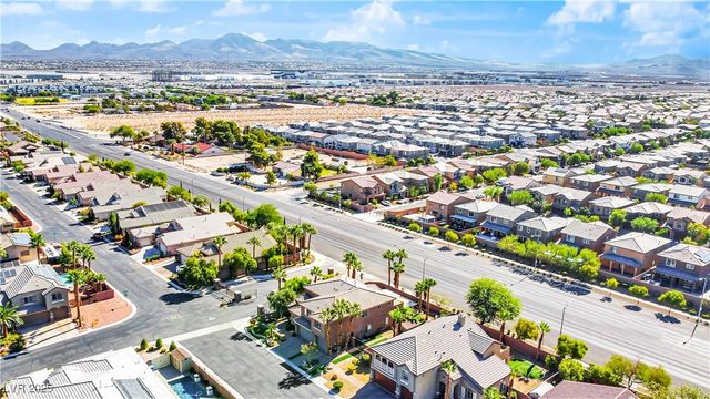 127 Birch Ridge Avenue, Las Vegas, NV 89183