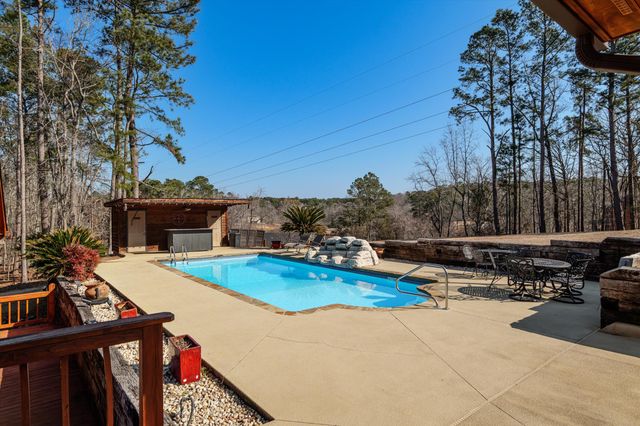 5016 Red Bud Drive, Grovetown, GA 30813