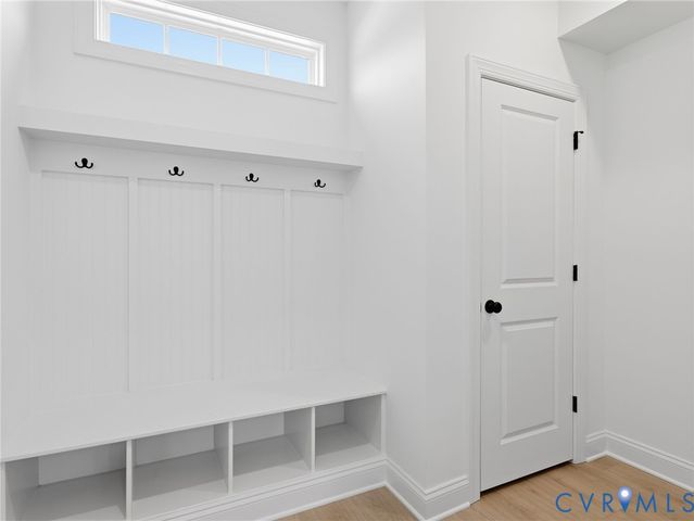 18218 Well House Ter, Moseley, VA 23120