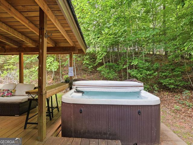 27 Two Cedars Road, Morganton, GA 30560