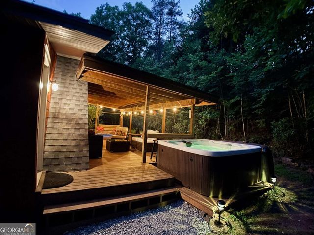 27 Two Cedars Road, Morganton, GA 30560
