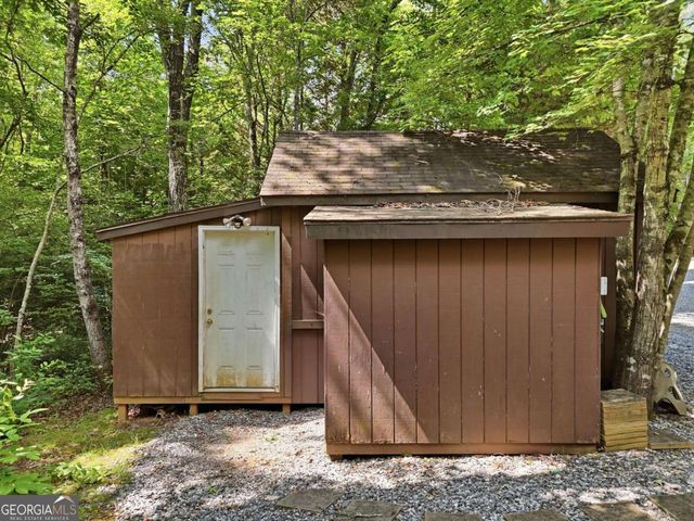 27 Two Cedars Road, Morganton, GA 30560