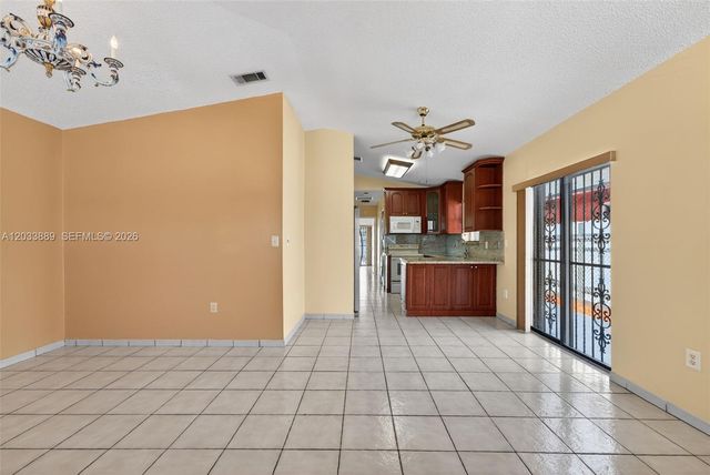 983 W 42nd Pl, Hialeah, FL 33012