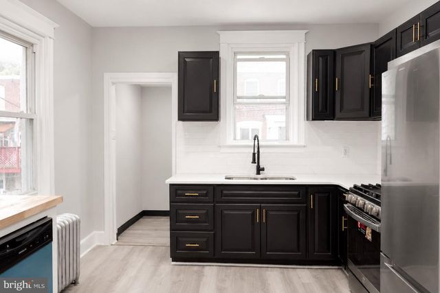 5848 STOCKTON RD, Philadelphia, PA 19138