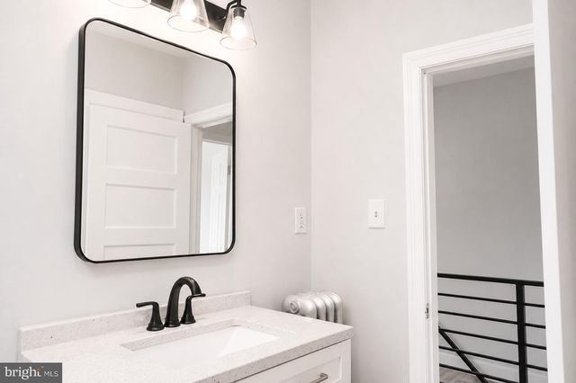 5848 STOCKTON RD, Philadelphia, PA 19138