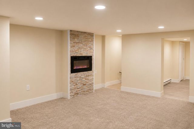 5848 STOCKTON RD, Philadelphia, PA 19138