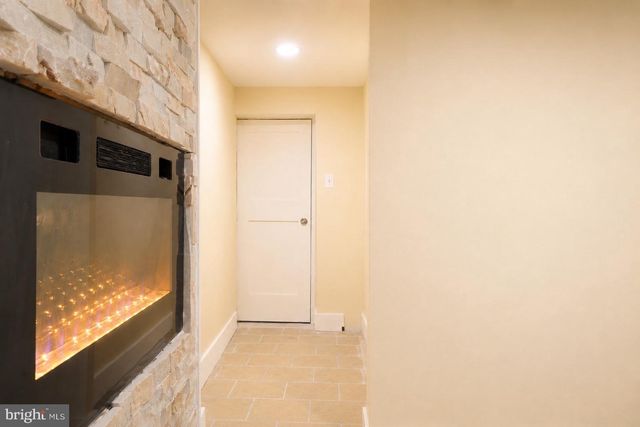 5848 STOCKTON RD, Philadelphia, PA 19138