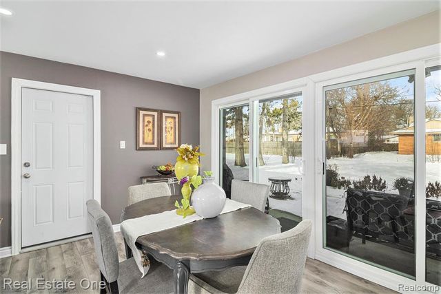 17638 New Hampshire Drive, Southfield, MI 48075