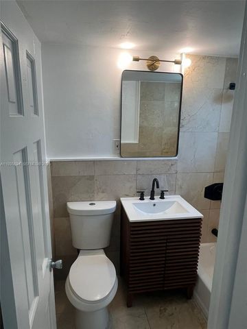 551 NE 62nd St 7, Miami, FL 33138