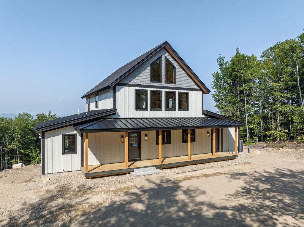 19 Passaconway Road, Ossipee, NH 03814