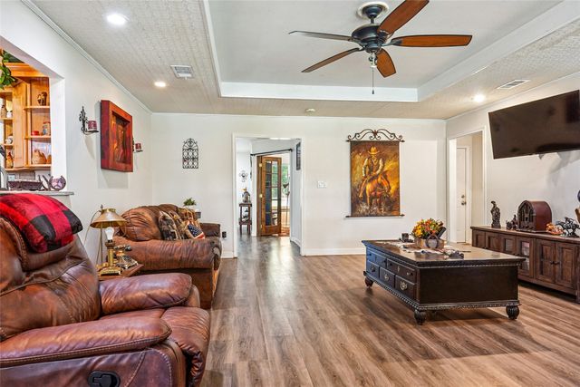 211 Ashford Lane, Midlothian, TX 76065