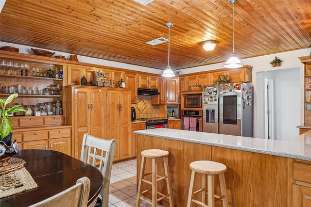 211 Ashford Lane, Midlothian, TX 76065