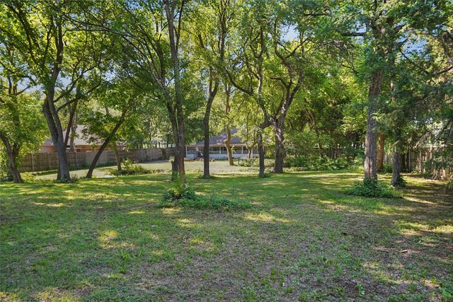 211 Ashford Lane, Midlothian, TX 76065