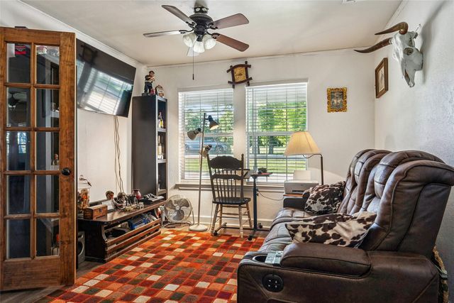 211 Ashford Lane, Midlothian, TX 76065