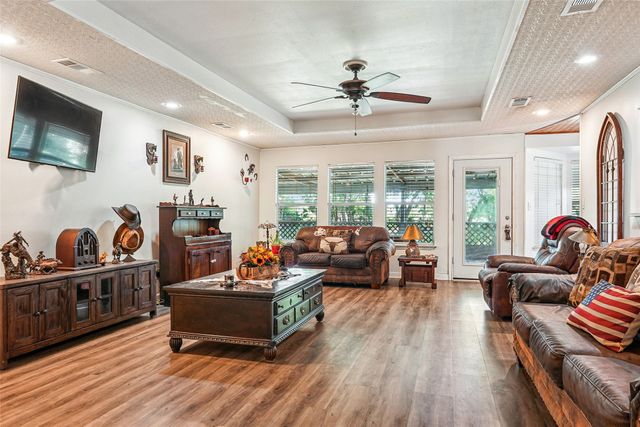 211 Ashford Lane, Midlothian, TX 76065