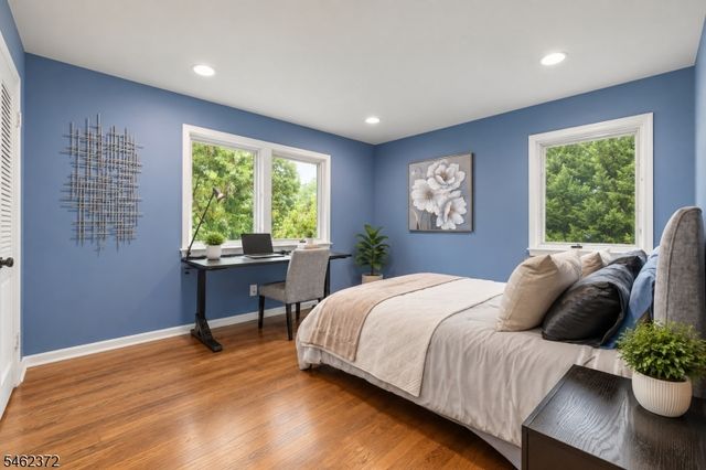 76 Mohawk Rd, Millburn Twp., NJ 07078