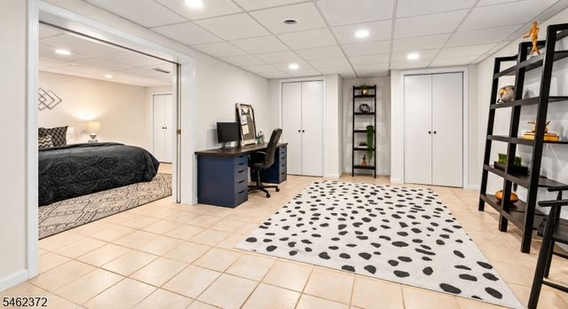 76 Mohawk Rd, Millburn Twp., NJ 07078