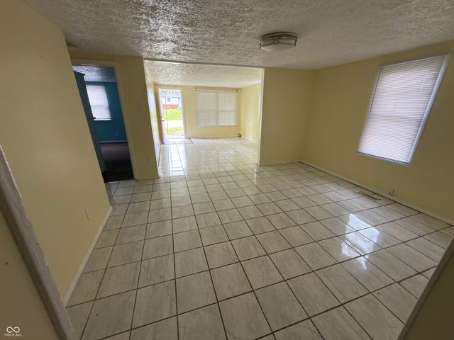 2830 Eastern Avenue, Indianapolis, IN 46218