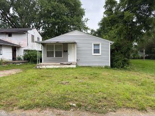 2830 Eastern Avenue, Indianapolis, IN 46218