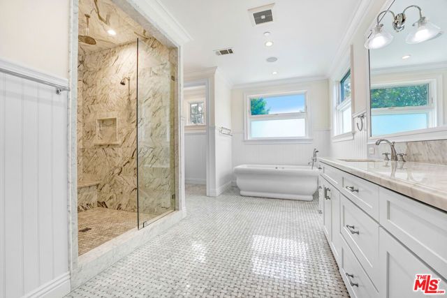 11540 Clover Avenue, Los Angeles, CA 90066