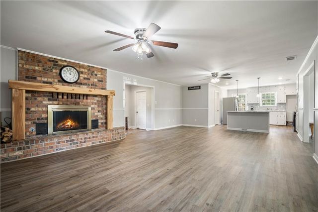 11056 Wisteria Street, Irvington, AL 36544