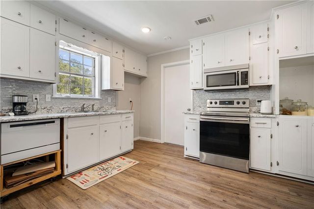 11056 Wisteria Street, Irvington, AL 36544