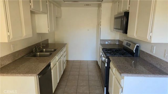 12420 Mount Vernon, Grand Terrace, CA 92313