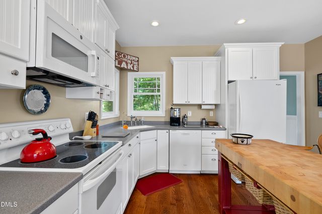 214 Crystal Bay Lane, Semora, NC 27343