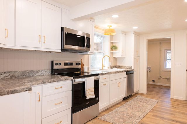 1008 Frisco Street, Monett, MO 65708