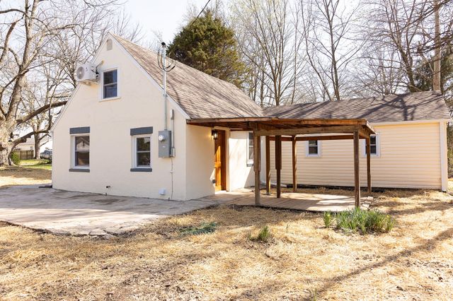 1008 Frisco Street, Monett, MO 65708