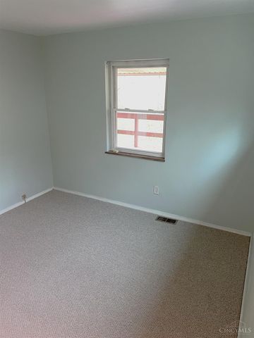 990 Covedale Avenue, Cincinnati, OH 45238