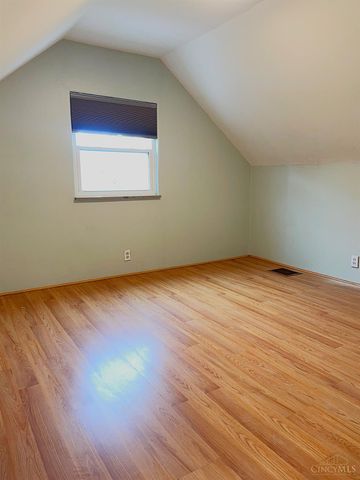 990 Covedale Avenue, Cincinnati, OH 45238