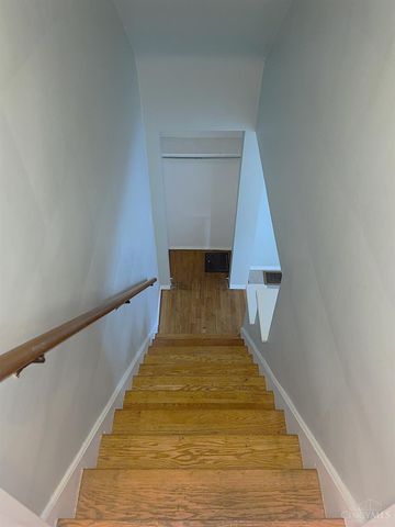 990 Covedale Avenue, Cincinnati, OH 45238