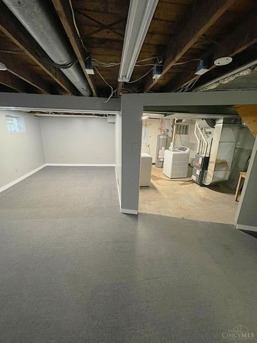 990 Covedale Avenue, Cincinnati, OH 45238