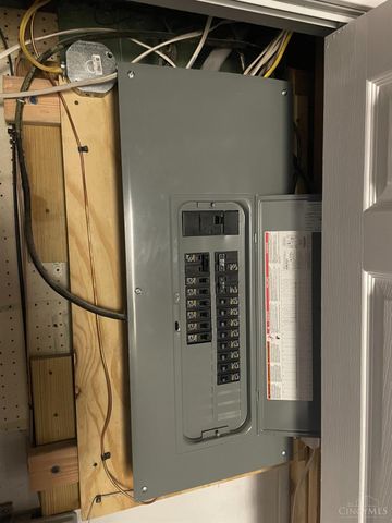 990 Covedale Avenue, Cincinnati, OH 45238