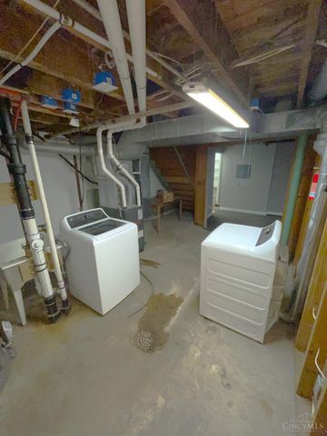 990 Covedale Avenue, Cincinnati, OH 45238