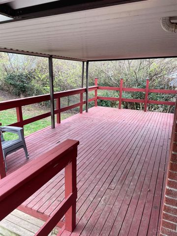 990 Covedale Avenue, Cincinnati, OH 45238