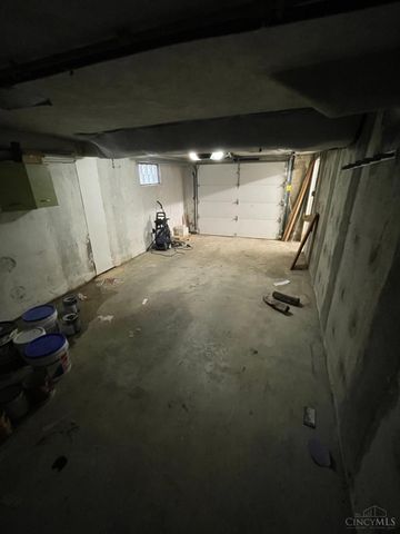 990 Covedale Avenue, Cincinnati, OH 45238