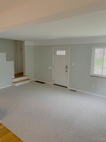 990 Covedale Avenue, Cincinnati, OH 45238