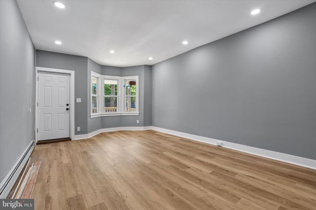 422 W HANOVER ST, Trenton, NJ 08618