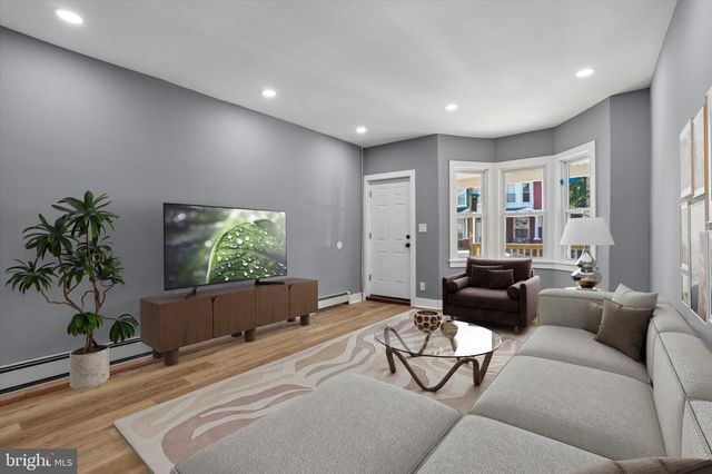 422 W HANOVER ST, Trenton, NJ 08618