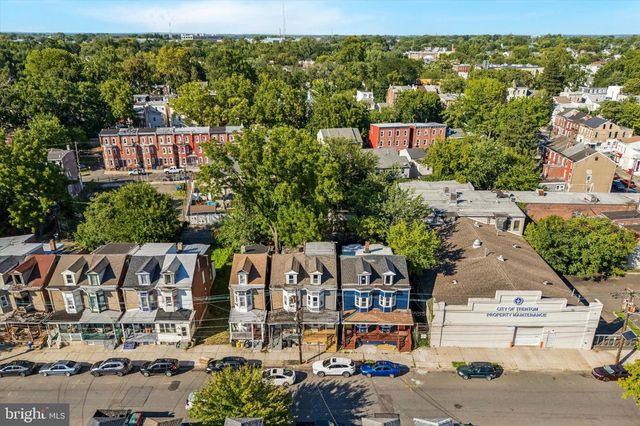 422 W HANOVER ST, Trenton, NJ 08618