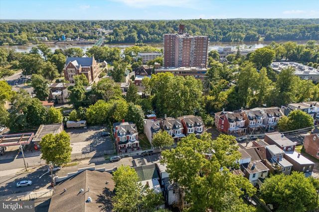 422 W HANOVER ST, Trenton, NJ 08618