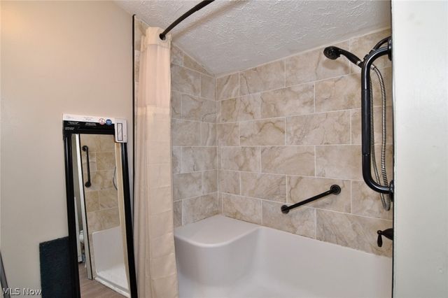 5403 Spencer Avenue, Cleveland, OH 44103